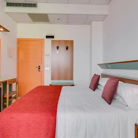 Hotel El Cid Campeador - Family 3*