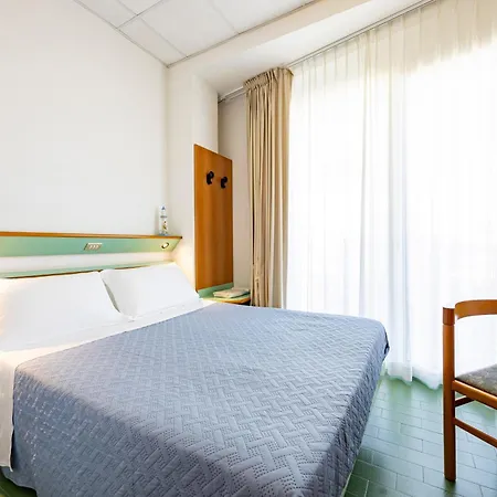 Otel El Cid Campeador - Family 3*