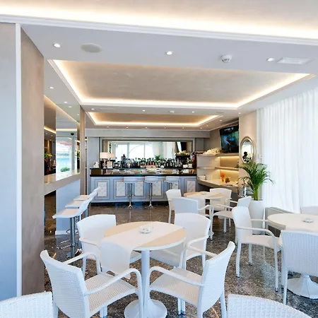 Hotel El Cid Campeador - Family 3*