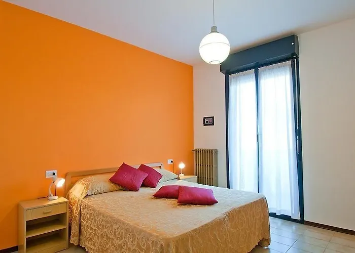 Otel El Cid Campeador - Family 3*