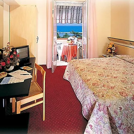 Hotel El Cid Campeador Rímini